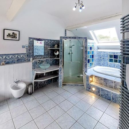 Oakridge Villa Hinderwell Bagian luar foto